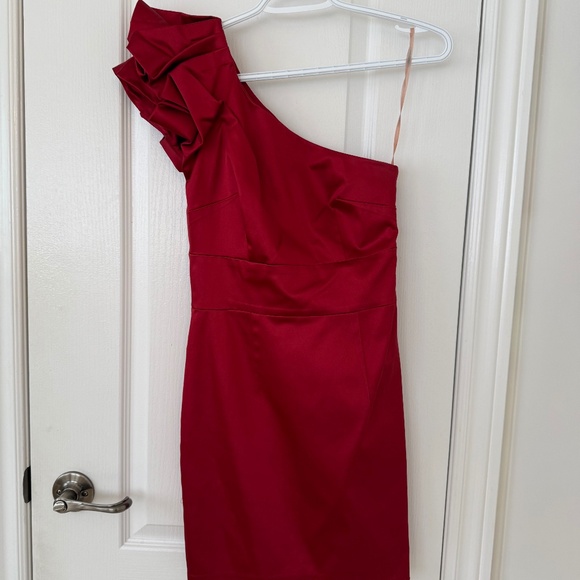 Guess by Marciano Red One Shoulder Evening Dress - Picture 1 of 4
